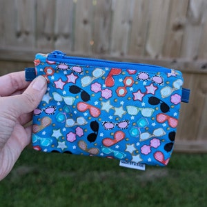Monedero de gafas de sol locas azules - hecho a mano, bolso pequeño de bobina de embrague, bolso pequeño, pulsera, bolsa de monedas de artículos de tocador de viaje de maquillaje, regalo de maestro