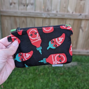 Monedero de salsa picante - hecho a mano, bolso pequeño de bobina de embrague, bolso pequeño, pulsera, bolsa de monedas de artículos de tocador de viaje de maquillaje, ramen, regalo de maestro, comida