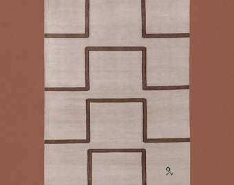 Alfombra de lana anudada a mano: diseño geométrico de bloques en color terracota beige.