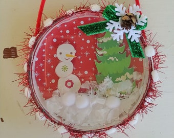 Shadowbox Shaker Christmas Ornaments | Handmade Tree Ornaments