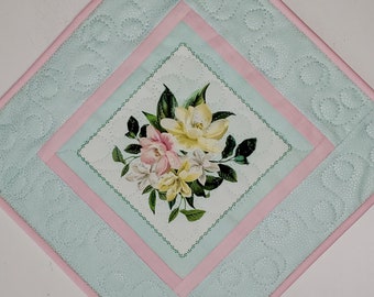 Floral Table Topper, 15x15, Wall Hanging, quilted, Cottage Shabby Chic, handmade, Summer, fabric Maywood, Picket Fence Fabric