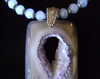 Stunning Agate Druzy Geode Necklace