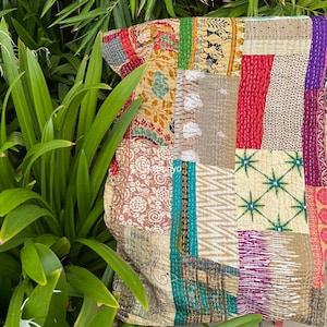 Bohemian Patchwork Quilt Kantha Quilt Handmade Vintage Quilts King Size Bedding Throw Blanket Bedspread Quilting Hippie Quilt
