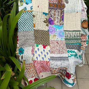 Bohemian Patchwork Quilt Kantha Quilt Handmade Vintage Quilts Boho King Size Bedding Throw Blanket Bedspread Quilting Hippie Quilts For Sale