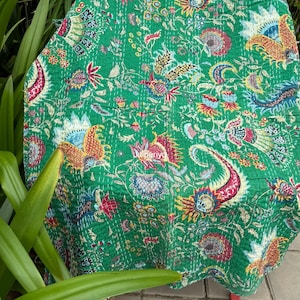 Mukut Print Indian Kantha Quilt Bohemian Kantha Quilts Handmade Kantha Quilts Indian Kantha Throw Blanket Bedspread Quilting Bed Cover,