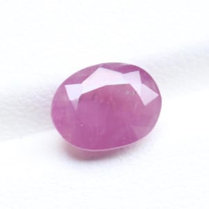 Rubí rojo natural ovalado talla esmeralda cabujón facetado 9 x 7 mm 3,45 ct Gema de rubí auténtica suelta para la fabricación de joyas de anillos y colgantes.