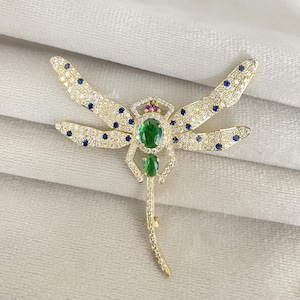 Dragonfly Brooch in 925 Silver with CZ & Emerald And Ruby Color Gemstone, Gift for Men&#39;s And Women&#39;s, Party Wear Jewelry, Gifts For Her