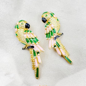 Colorful Parrot Brooch, 925 Silver Enamel Bird Brooch, Enamel Parrot Jewelry, Hand-Painted Enamel Men's And Women's Brooch Party Wear Brooch