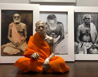 Prabhupada. Murti, bronze, height 108 mm. Made to order.