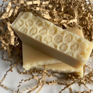 Creamy Milk and Honey Soap – Handmade Cold Process Bar with Shea & Coconut Butter – Natural, Moisturizing, Gentle for All Skin Types