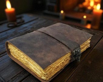Vintage Handmade Leather Journal – Large Antique Notebook with Deckle Edge Paper, Grimoire Spell Book of Shadows, Rustic Travel Diary.