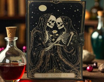 Book of Shadows Lovers Journal with Lock Clasp Vintage Handmade Leather Book of Spells The skull Lovers Tarot Print Diary Prayer Pagan.
