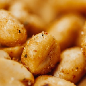 Roasted Peanuts Chilli & Ginger Flavor