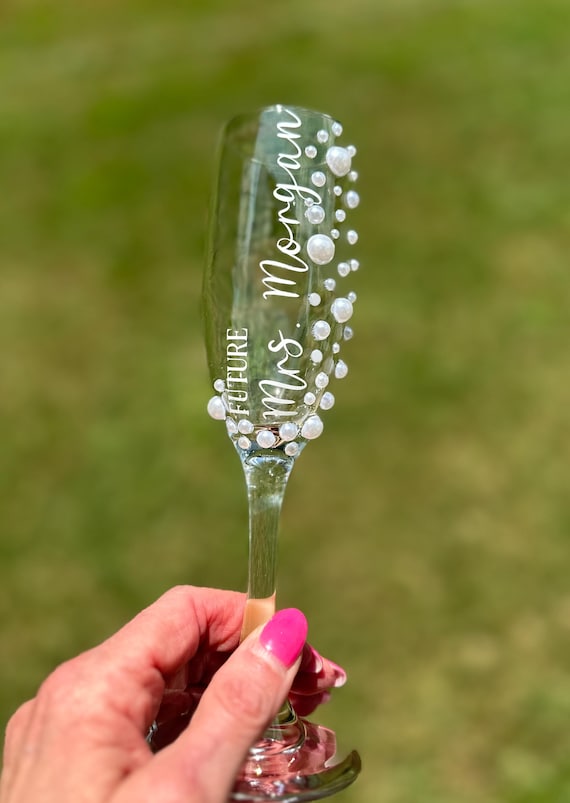 Custom "Future Mrs." Champagne Flutes: Pearl Bridal Shower Gift, Pearls and Prosecco