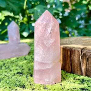 Natural Rose Quartz Tower Points, Premium Pink Crystal Healing Wand for Love, Self-Care & Heart Chakra Healing Crystal Gifts for Lover