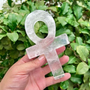 5,5 &quot;Natürliche Bergkristall Ankh Kreuz Schnitzerei, handgeschnitzte Premium weiße Kristall Ankh Symbol, Meditation Heilung Kristall Heilige Ankh Figur