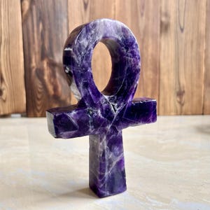 14,5 cm Natürliche Kristall Ankh Kreuz Schnitzerei, Handgefertigte Premium Kristall Ankh Skulptur, Meditation Heilung, Quarzkristall Heilige Ankh Figur