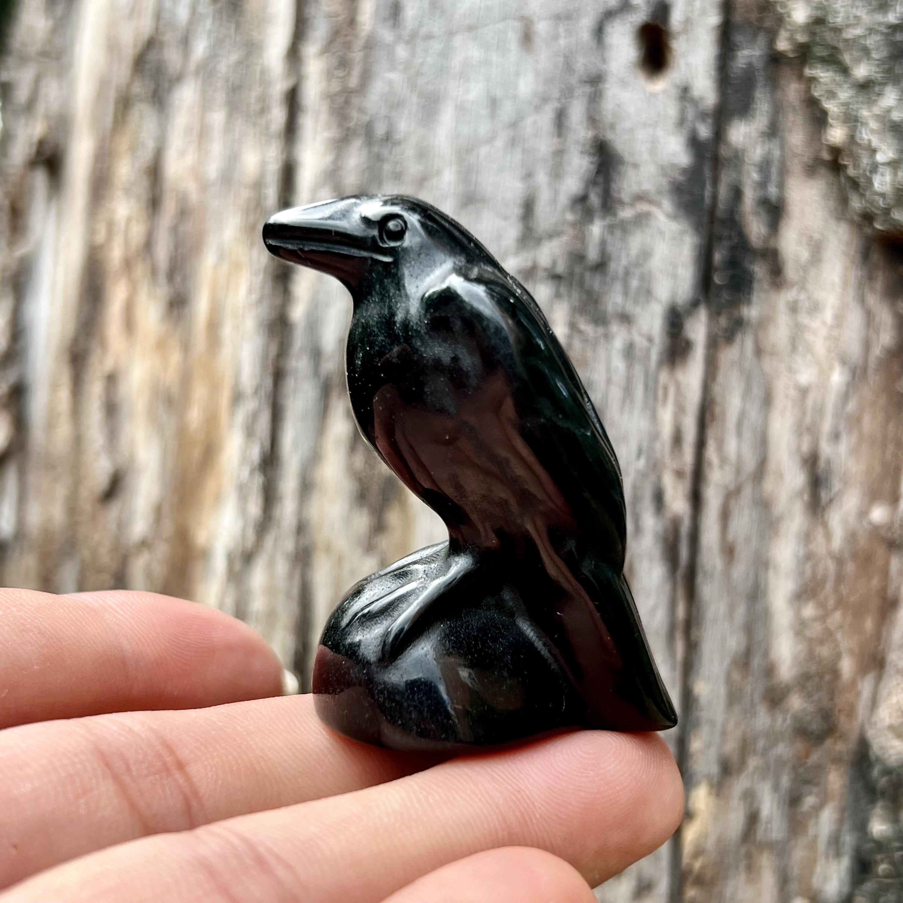 天然黒曜石のレイヴン置物、手作りのレイヴン彫刻デスクトップ