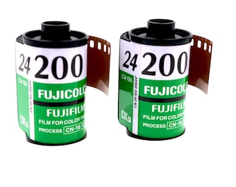 Fujifilm Superia X-TRA 400 – 35mm Color Film (expired 08/2007) - Etsy