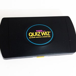 Vintage Tiger Quiz Wiz Game Tiger Electronics Handheld Video Game