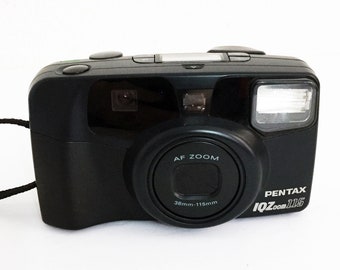 Vintage Pentax IQ Zoom 115 Camera 35mm Film Point and Click Camera