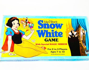 Vintage 1980 Snow White With Magic Mirror Board Game Disney 100