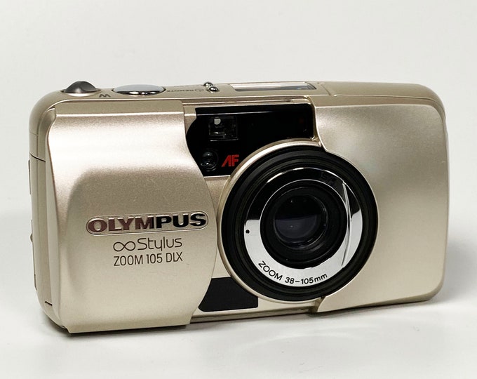 Vintage Olympus Stylus 105 DLX Zoom Panorama 35mm Point Film Camera
