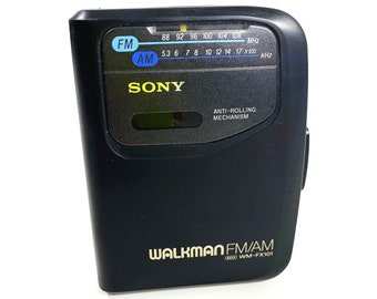 SONY カセットウォークマン WM-F5 当時物　レトロ SONY カセットウォークマン WM-F5 当時物 レトロ オーディオ機器