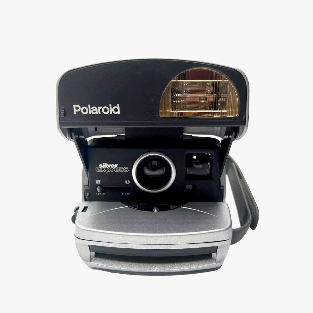 フィルムカメラ Polaroid Vintage 600 Camera Amazon.com : Polaroid 600 Camera - Vintage 90s Close Up Express