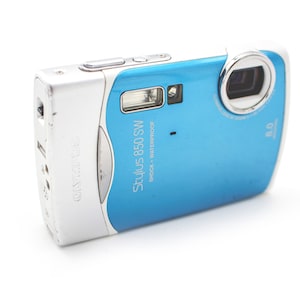 Vintage Waterproof Olympus 850SW 8MP Blue Digital Camera Digi Zoom AF Point Shoot Camera Tested Works Autofocus Y2k Megapixels Digicam