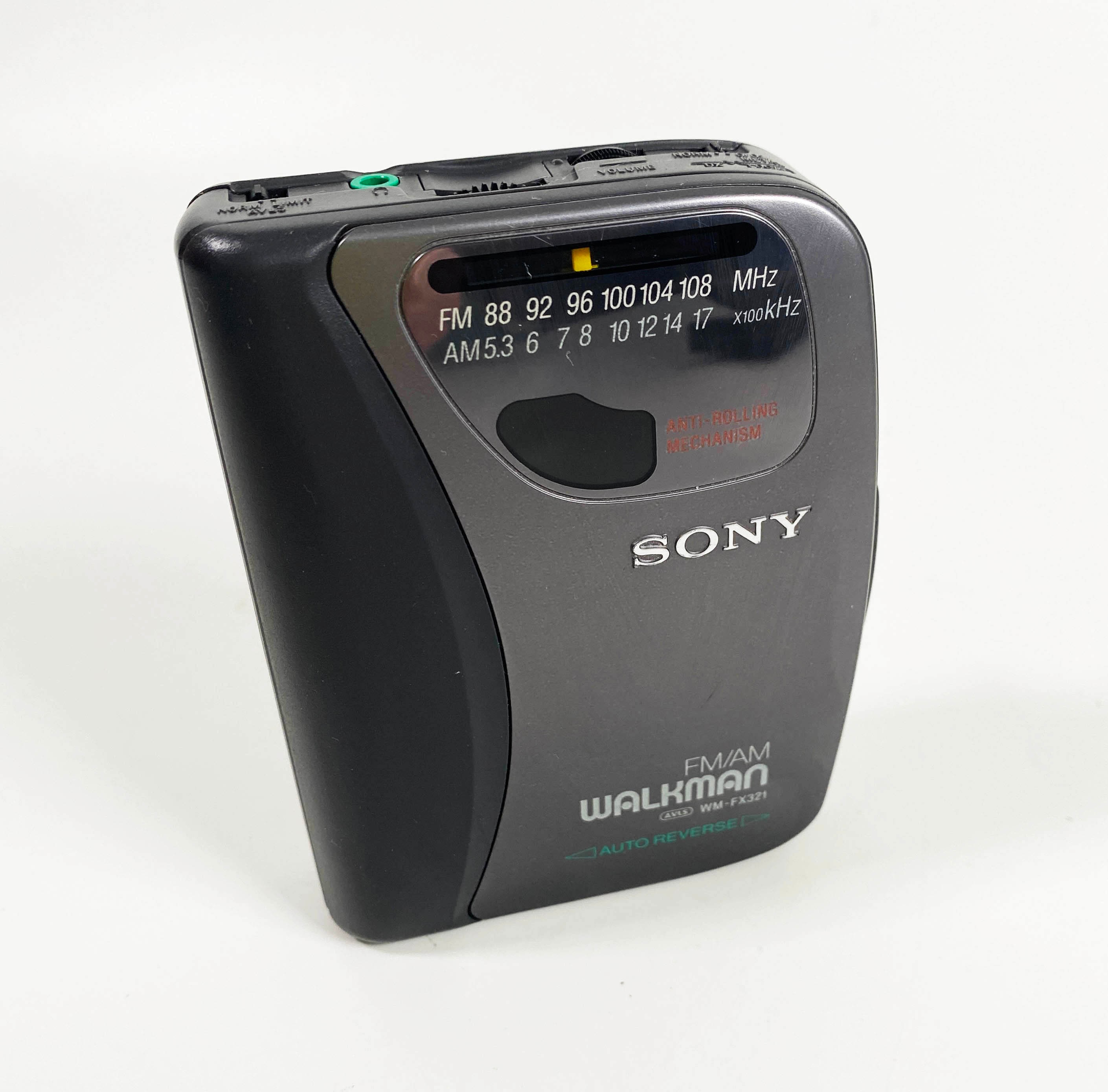 Vintage Sony Walkman WM-FX321 Lecteur de cassettes stéréo portable Radio  AM/FM Fonctionne Noir -  France