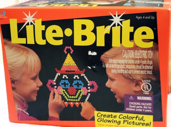 Vintage Lite Brite Milton Bradley With Refill Sheets and Pegs 1990s Light  Bright Toy 90s Games -  Sweden