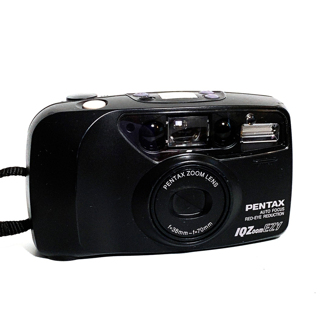 Vintage Pentax IQ Zoom EZY Camera 35mm Film Point and Shoot Camera 38mm