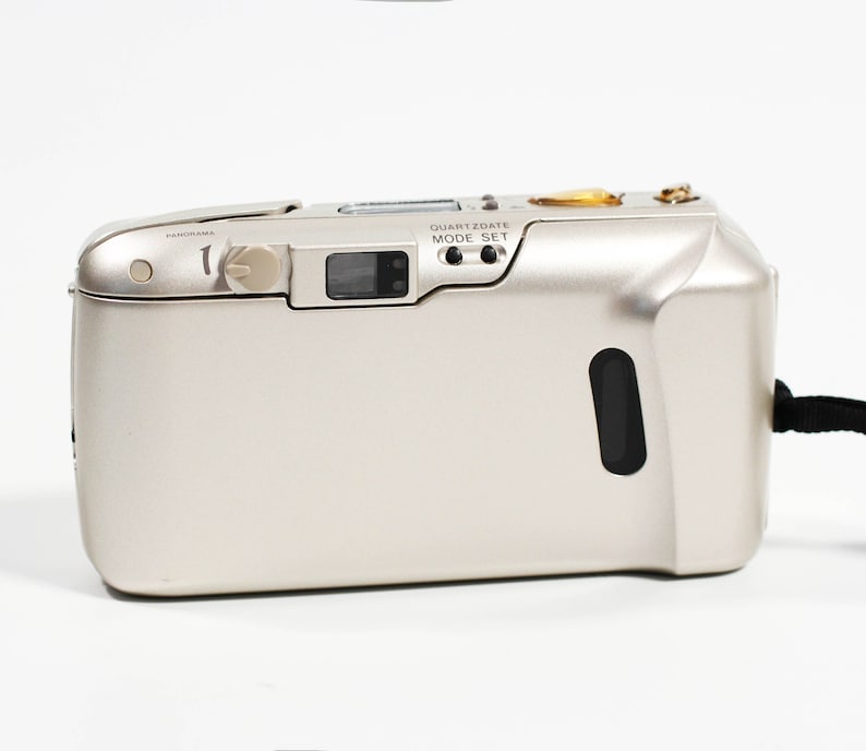 Olympus Stylus 80 DLX back