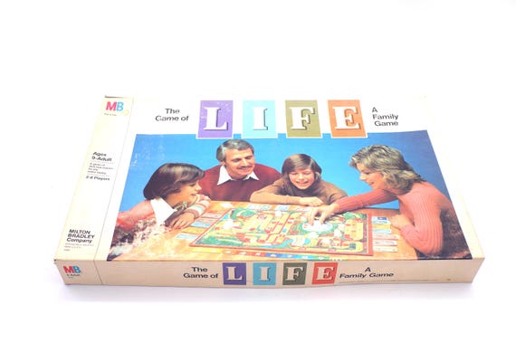 Vintage Game of Life Milton Bradley 100% Complete Classic Game