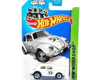 Hot Wheels Herbie the Love Bug Toy Car Movie Car Time Machine 1:64 Scale Herby