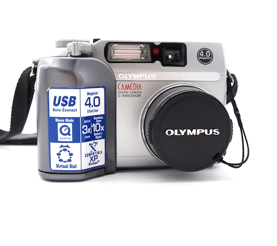Vintage Olympus Camedia C-4000 4MP Digital Camera Zoom AF