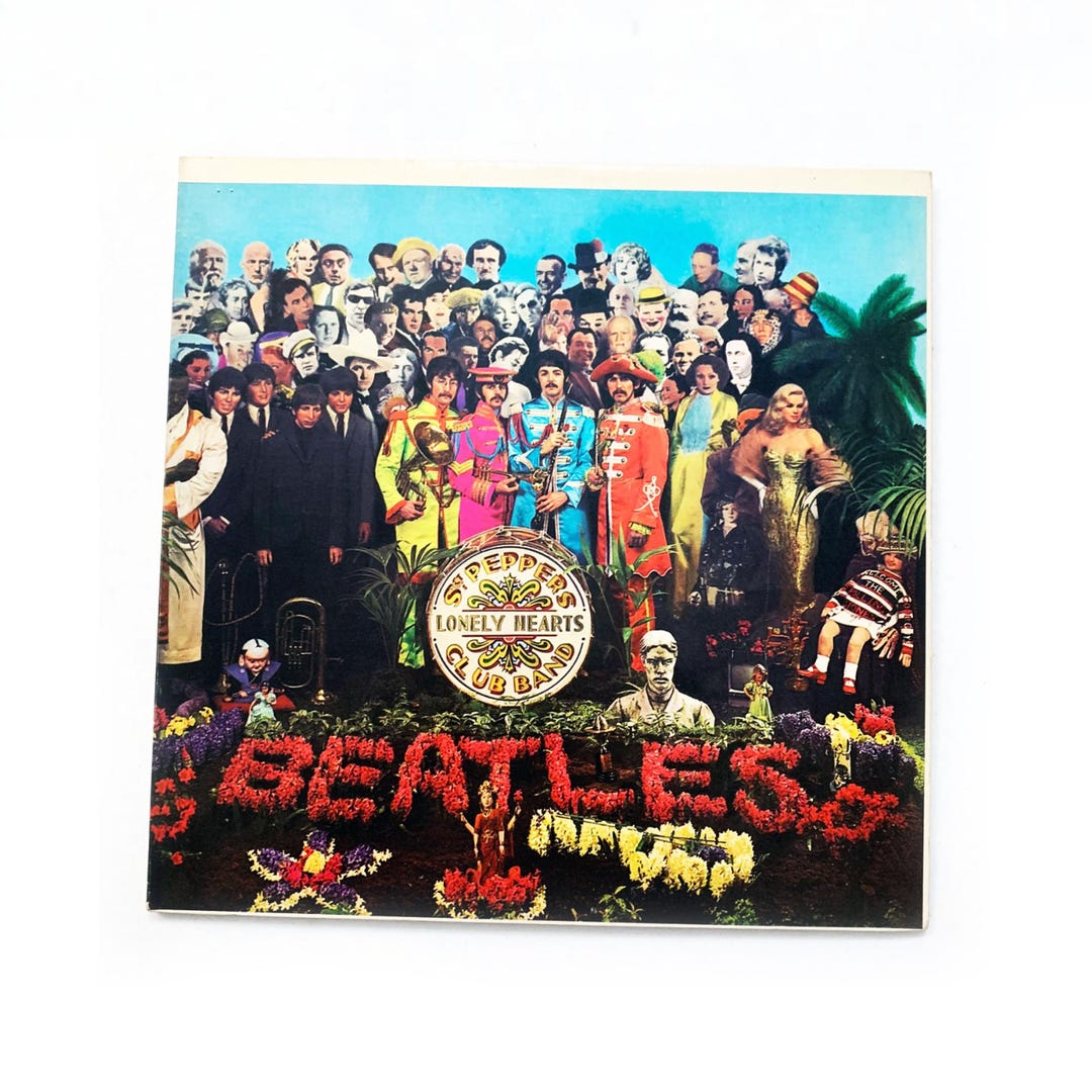 Vintage the Beatles Sgt. Pepper's Lonely Hearts Club Band 12