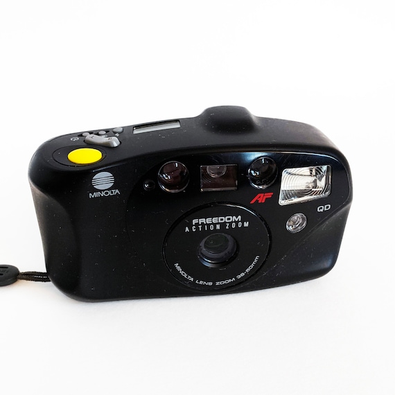 ｍｉｎｏｌｔａ！カメラ… Minolta Freedom Action Zoom 38-60mm Point and Click Film Camera