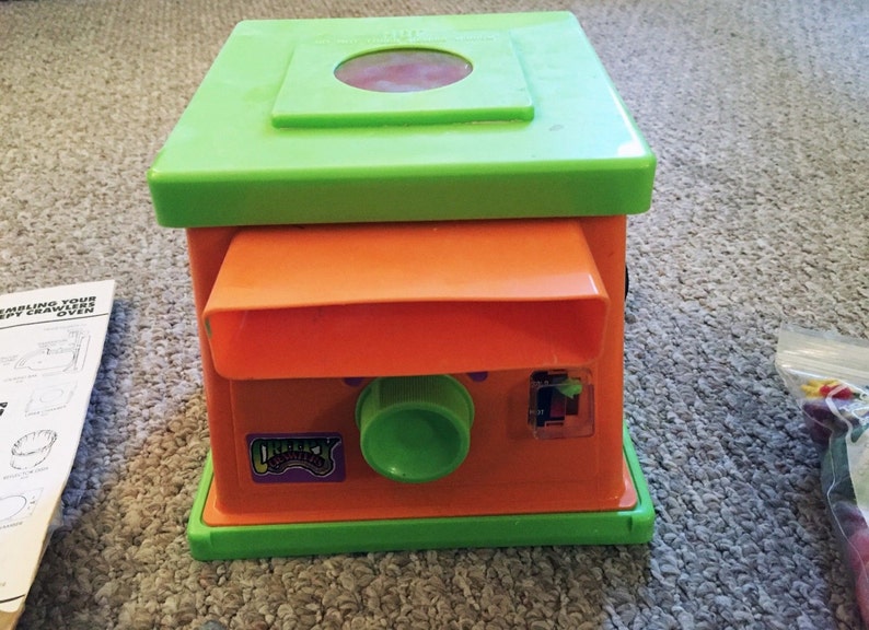 Vintage Creepy Crawlers Complete with Molds Molding Oven 1990s 1993 Toys Toys & Games