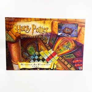 Harry Potter Sorcerer's Stone Mystery at Hogwarts Game Board Game 100% Complete In Box Excellent