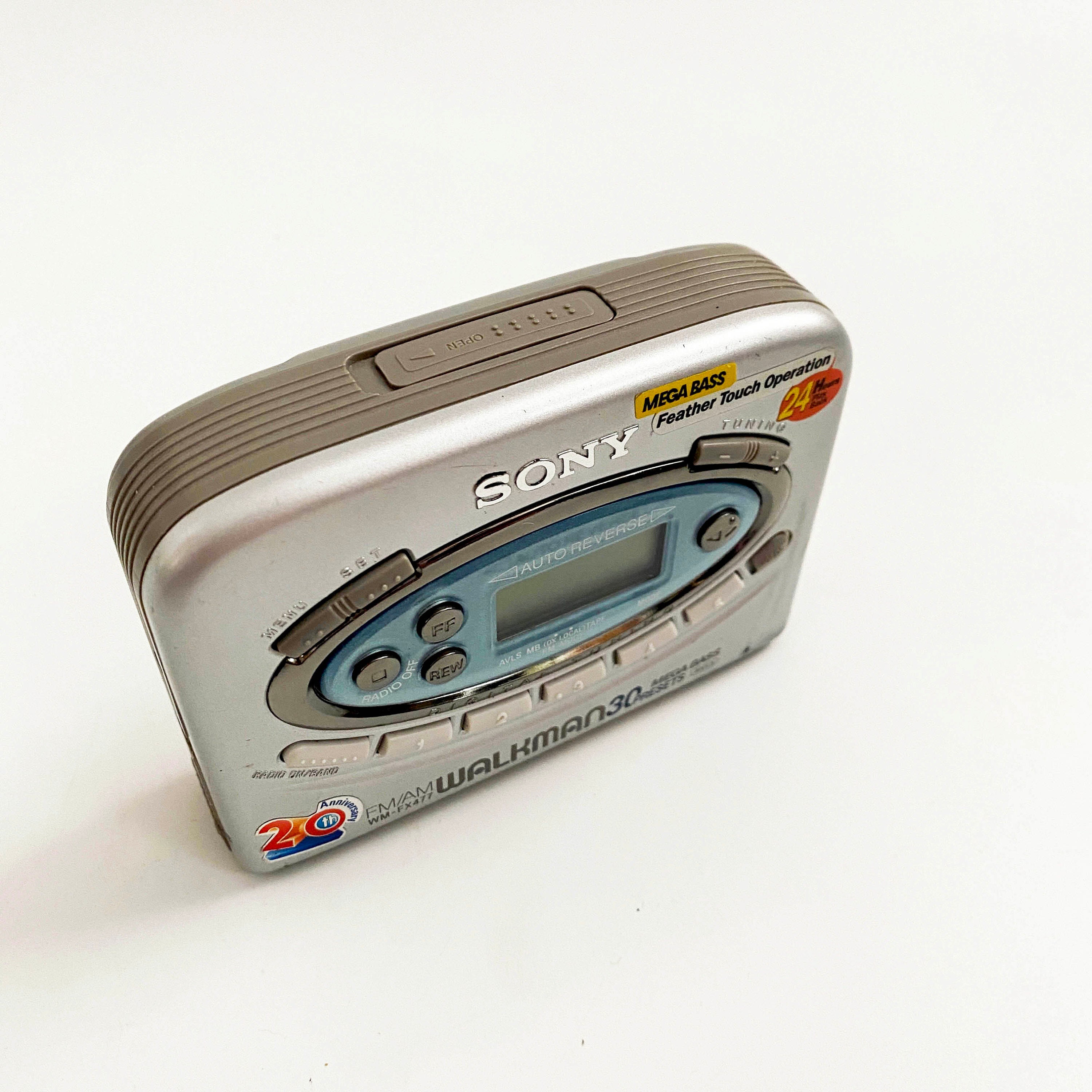 Vintage Sony Walkman WM-FX477 Cassette Am/fm Mega Bass Vintage Sony Walkman WM-FX477 Cassette Am/fm Mega Bass