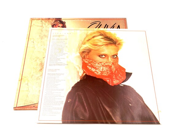 Vintage Original 1978 Olivia Newton John Totally Hot Vinyl Record