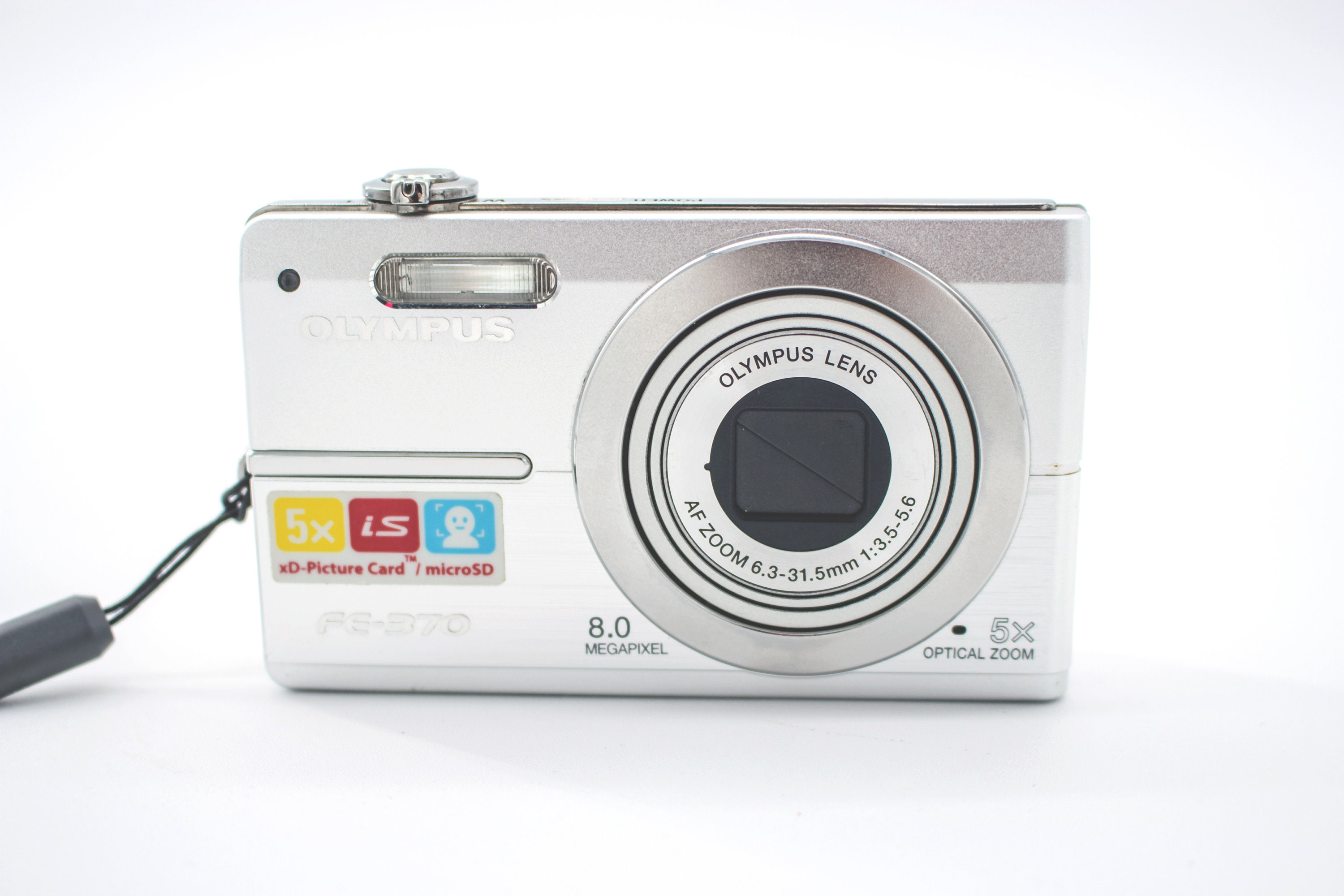 Vintage Olympus FE-370 8MP Silver Digital Camera Digi Zoom AF