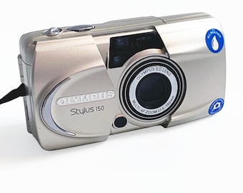 Yashica T4 Safari - Limited Edition - Kyocera Slim T - Point Yashica T4 Safari - Limited Edition - Kyocera Slim T - Point