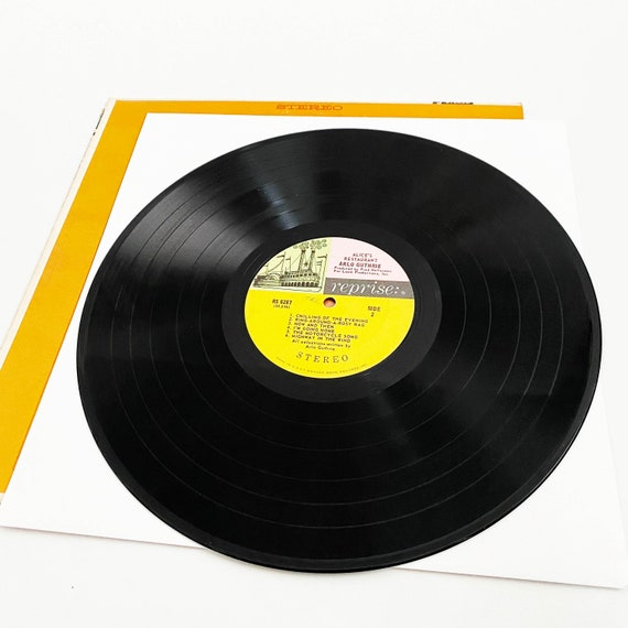 Vintage Original Arlo Guthrie Alices Restaurant Vinyl Record LP