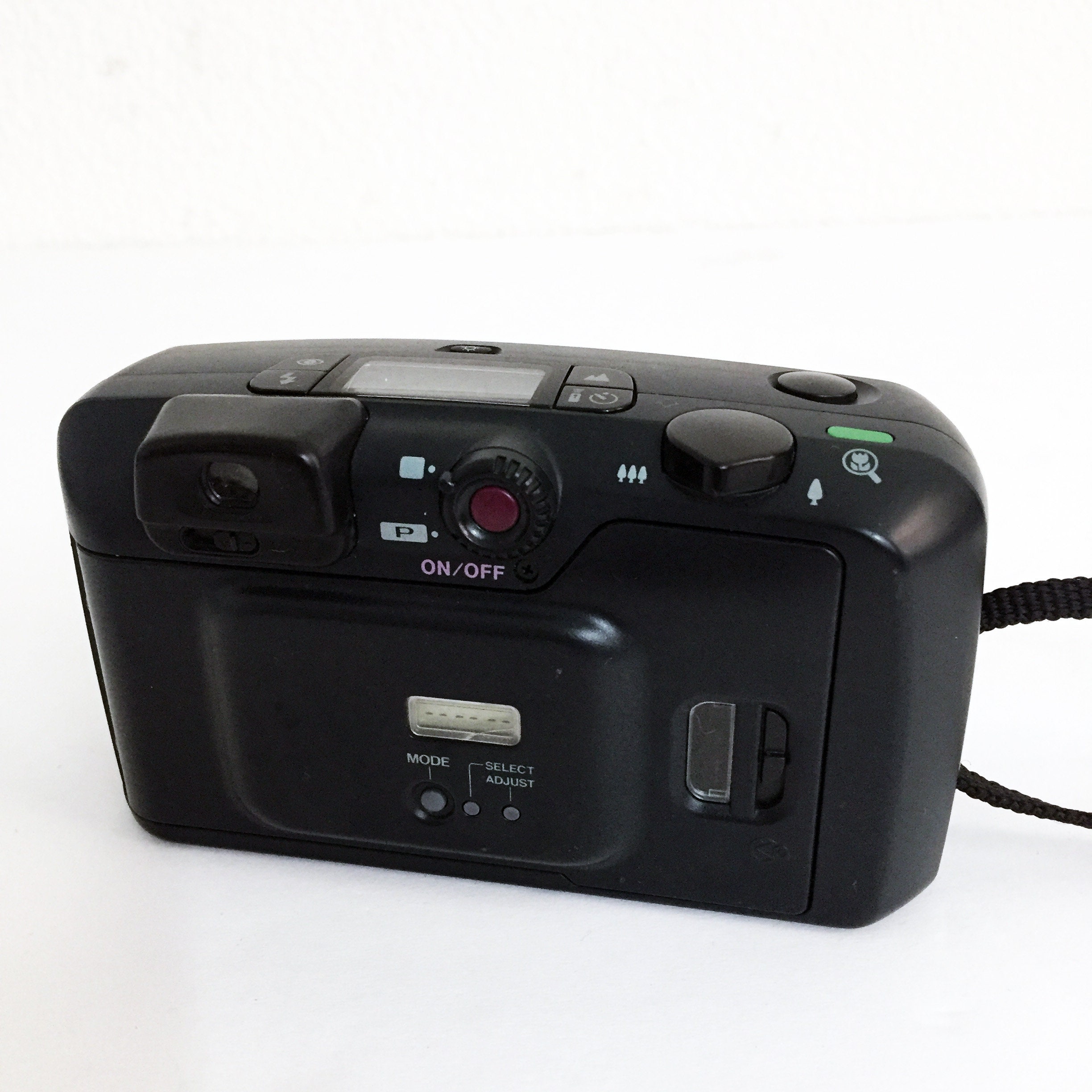 Vintage Pentax IQ Zoom 115 Camera 35mm Film Point and Click Camera