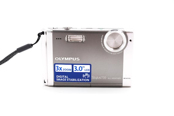 Olympus Stylus 730 Silver Digital Camera: 7.1MP, 3x Optical Zoom