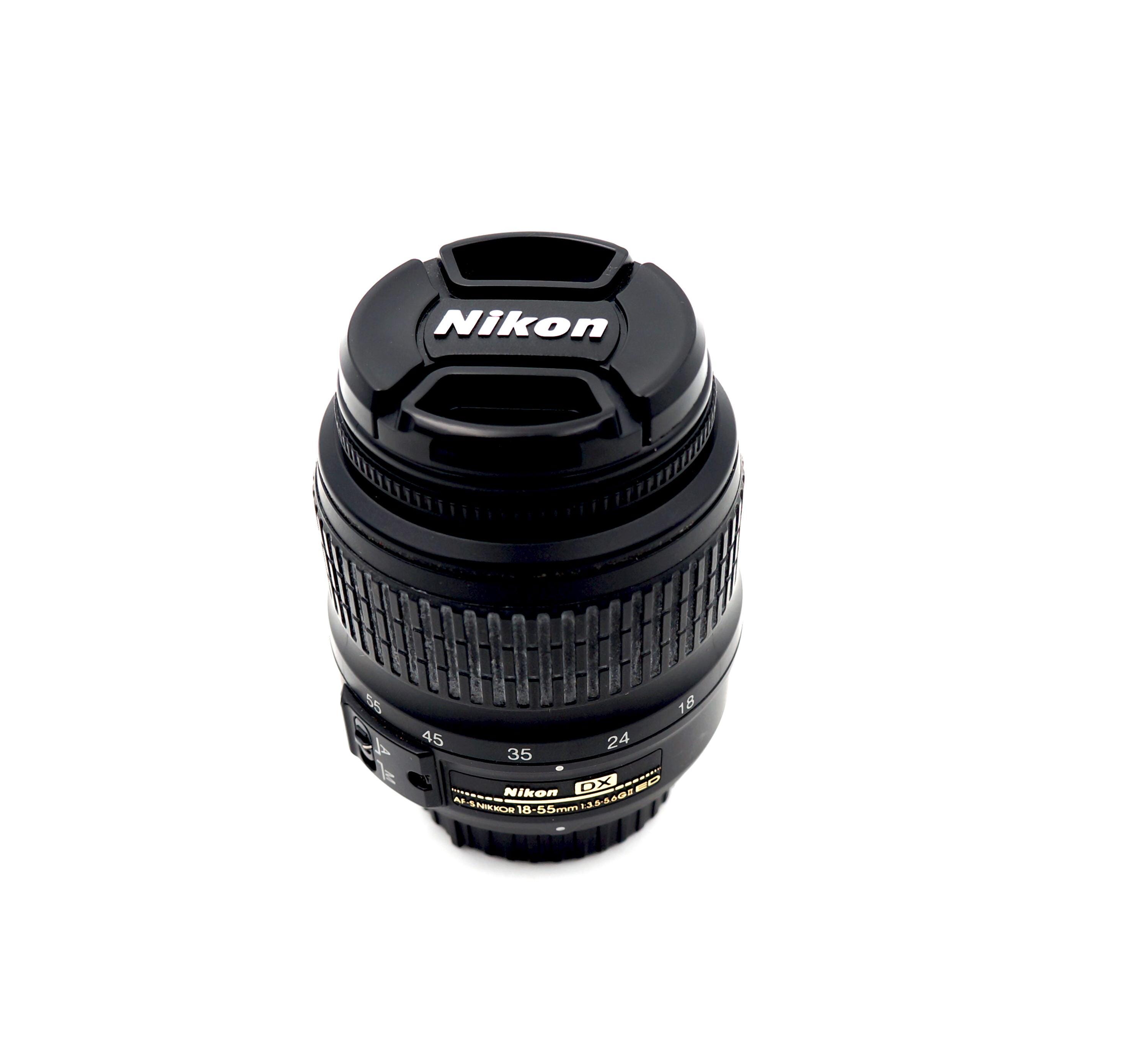 Nikon Dx AF-S Nikkor 18-55mm F/3.5-5.6g II Ed Camera Lens D5100