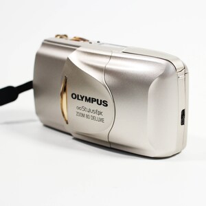 Olympus Stylus 80 DLX side